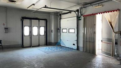 Immobile di 3600 m² con più di 5 locali a Salerno