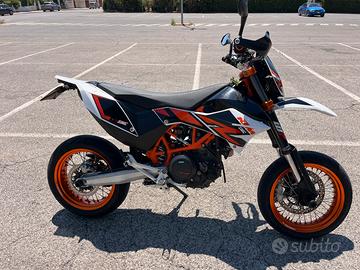 KTM 690 smc-r