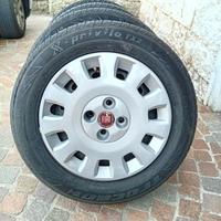 Cerchi 14" attacco Fiat con copricerchi nuovi