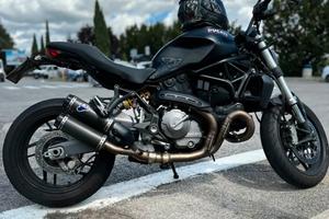Ducati Monster 821