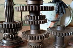 Ingranaggi / coperchio cambio fiat 605