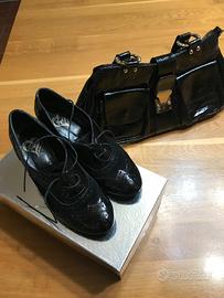 SCARPE E BORSA IN VERNICE NERA N.38