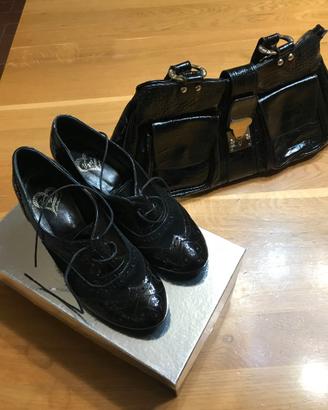 SCARPE E BORSA IN VERNICE NERA N.38