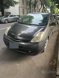 Toyota Prius 2 serie