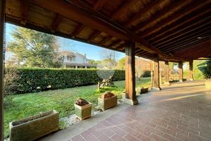 VILLA SINGOLA A TRAVAGLIATO