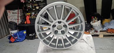 Cerchio anteriore clio v6