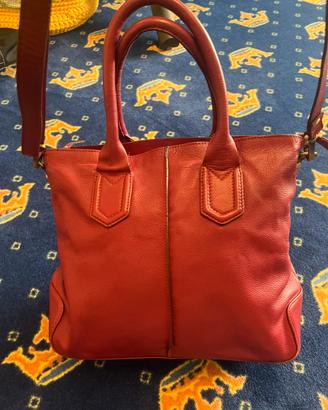 Borsa rosso scuro in pelle Carpisa