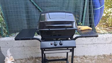 Barbecue Nuovo usato due volte .