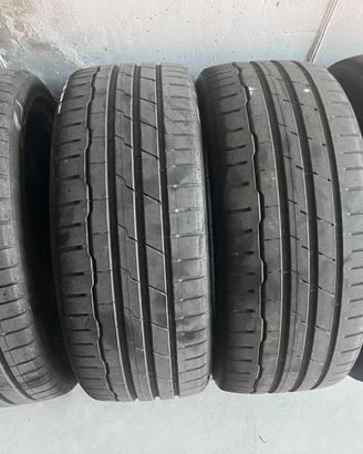 Gomme estive Hankook 205/40/ r18