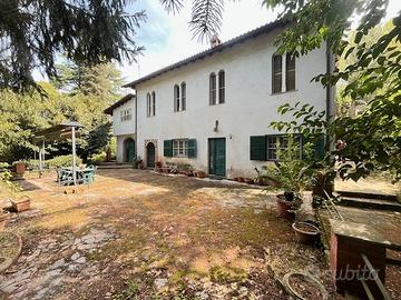 Casale con terreno