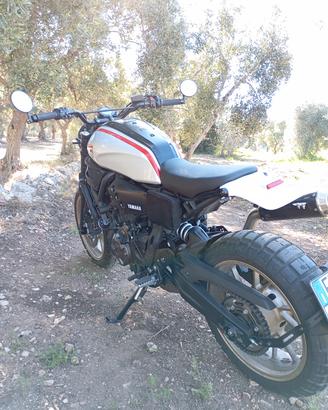 YAMAHA XSR 700 X TRIBUTE - 2.000 km