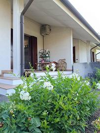 Villa di 180 m² con più di 5 locali e box auto dop