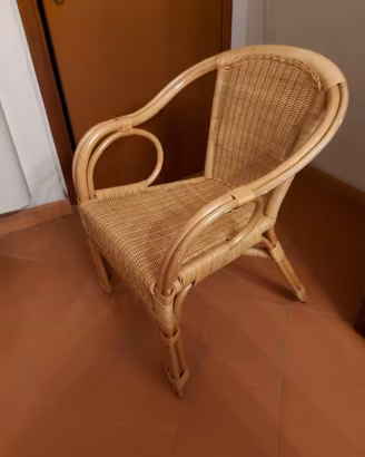 SEDIA POLTRONA IN VIMINI DI BAMBU’ O RATTAN