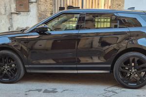 LAND ROVER RR Evoque D180 R-Dynamic