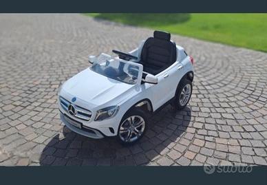 macchinina mercedes benz