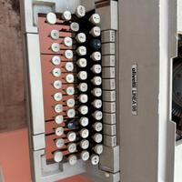 Macchina da scrivere antica