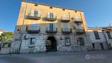 Nocera inferiore- appartamento con terrazzi
