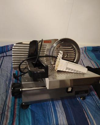 AFFETATRICE