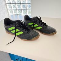 Scarpa  Adidas da calcetto