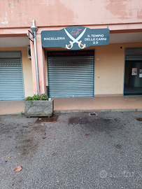 Locale commerciare pronto per macelleria