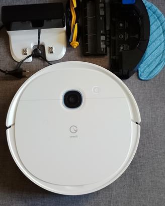 Robot aspira/lava Deebot Yeedi Vac 2 pro. 
