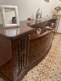 Credenza in stile classico