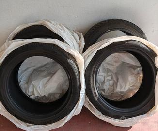 6 gomme in buone condizioni 