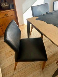 2 sedie da pranzo in pelle nera Nouvion
