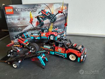 Lego Technic 42106 Stunt show truck & bike