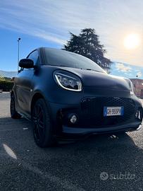 Smart EQ versione bluedown brabus