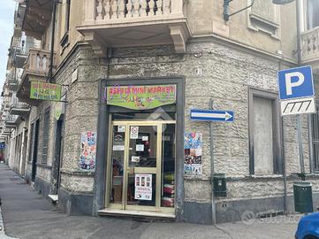 NEGOZIO A TORINO