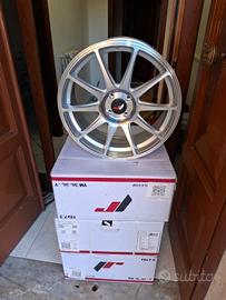 Japan Racing JR11 da 18