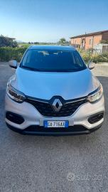 RENAULT KADJAR DEL 2020 CON 106642 KM CERTIFICATI