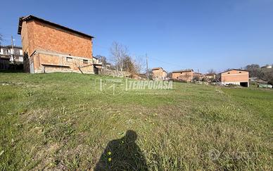 Splendida Stalla in Sasso con 400 mq di Terreno a