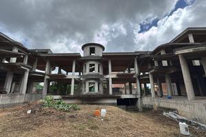 Villa bifamiliare/trifamiliare