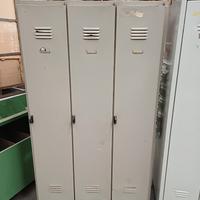 ARMADIETTO SPOGLIATOIO