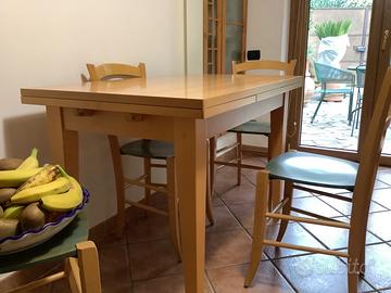 Tavolo da cucina con sedie  - brand Valcucine