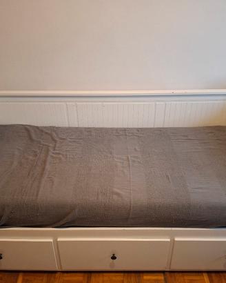 Ikea Hemnes Divano