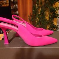 Decolte Stradivarius fucsia mis. 37