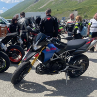 Aprilia Dorsoduro 750