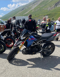 Aprilia Dorsoduro 750