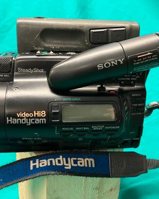 Videocamera SONY HANDYCAM  CCD TR 808 E