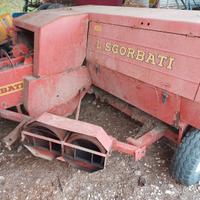 attrezzatura agricola pressa imballatrice 