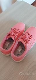 Scarpe da ginnastica Puma da donna nr 39.5/40