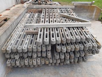 Pali in cemento 3 metri bucati per vigna