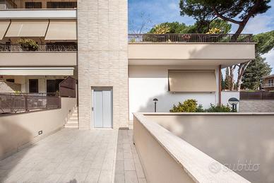 Casal de Pazzi-Ponte Mammolo piano terra giardino