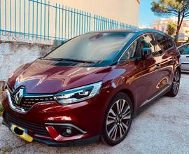 Renault Grand Scenic initial Paris 160 cv diesel