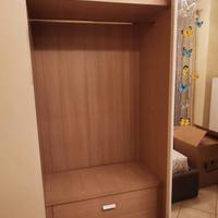 Armadio tre ante scorrevoli bianco lucido