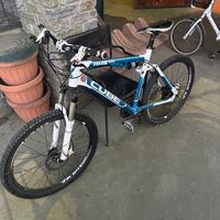 Bici Cube AMS100