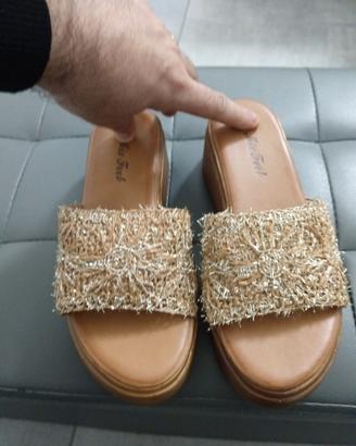 sandalo con zeppa modello ciabattina n 37